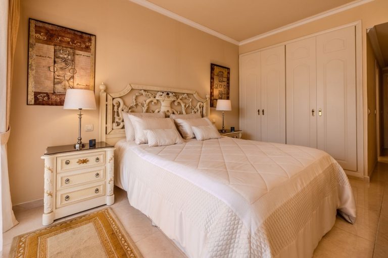 e6eab19aa54389f58a0986cf86aef689 - 11