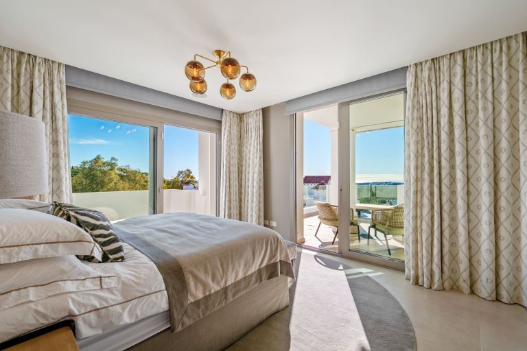 e70e6759f3ffe5f10369c0e9490f4161 - 15