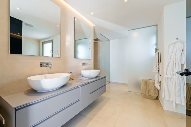 e70e6759f3ffe5f10369c0e9490f4161 - 16