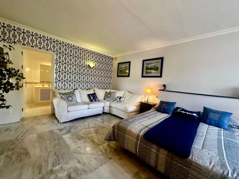 e72eed08641321b3c35ced64a916af4c - 14