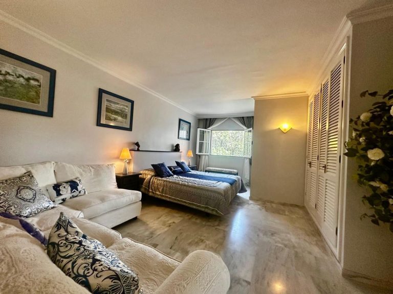 e72eed08641321b3c35ced64a916af4c - 15