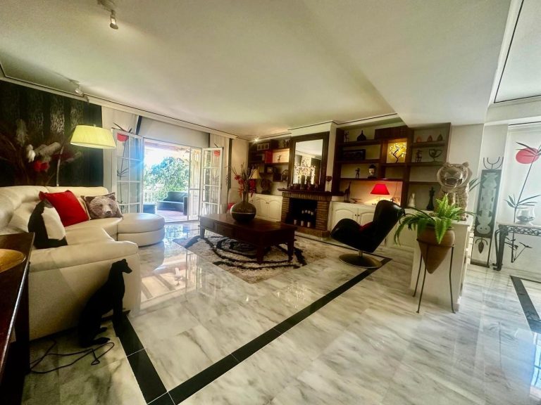 e72eed08641321b3c35ced64a916af4c - 9