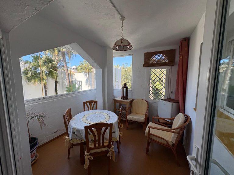 e7925c0d4daaf44b4202e0bd603e4eeb - 5