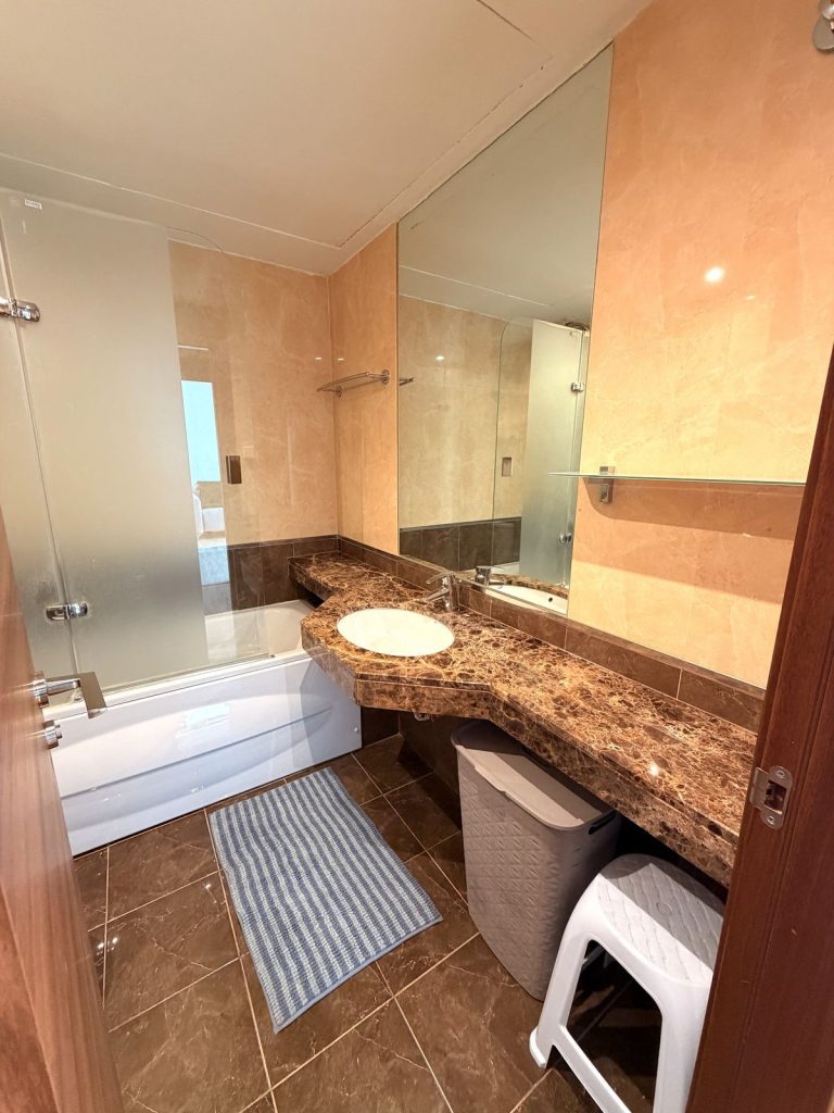 e812b0714c7958c6ac5399519a14316a - 8