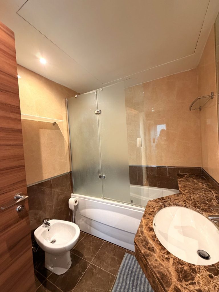 e812b0714c7958c6ac5399519a14316a - 9