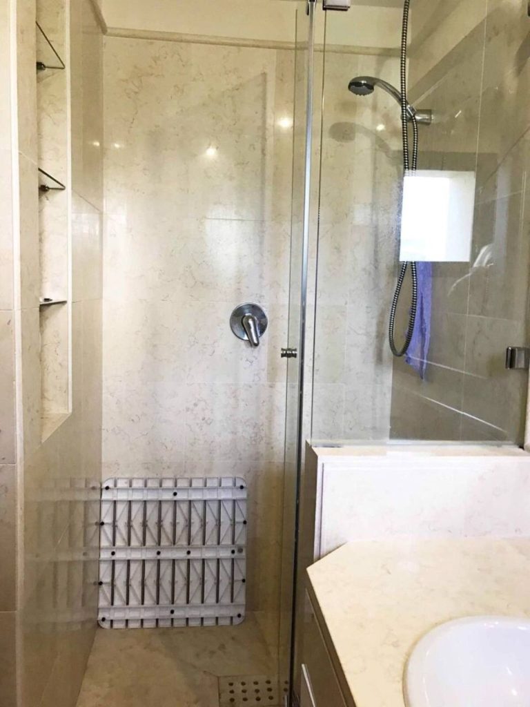 e9d616a96e4b48b99373b81d8115a858 - 9