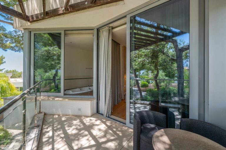 ed167ebbe1881fc6100a21bd83f1d637 - 15