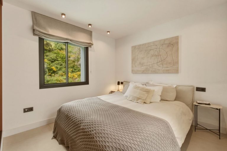 ee09f875b50fdd1f04ca0abe48c82080 - 8