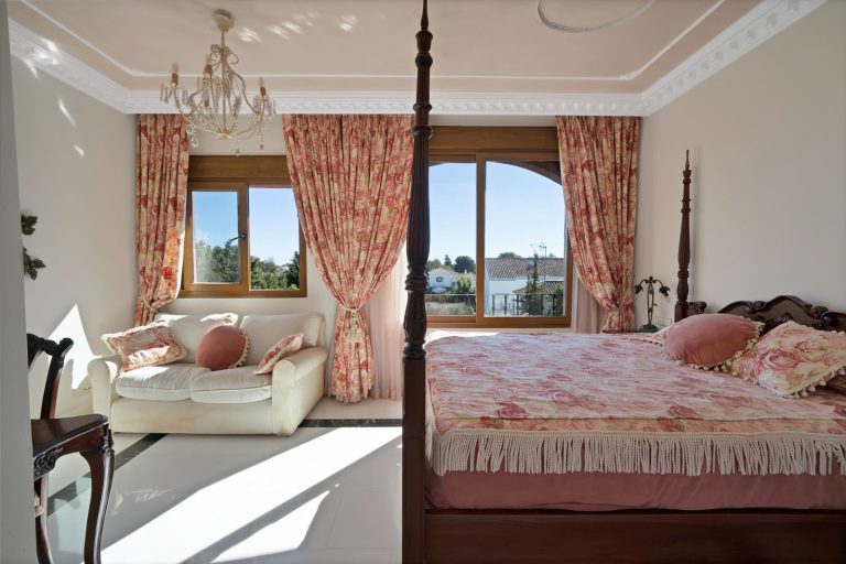 ee50b4f8b44edc2e4f4fe828351776e6 - 5