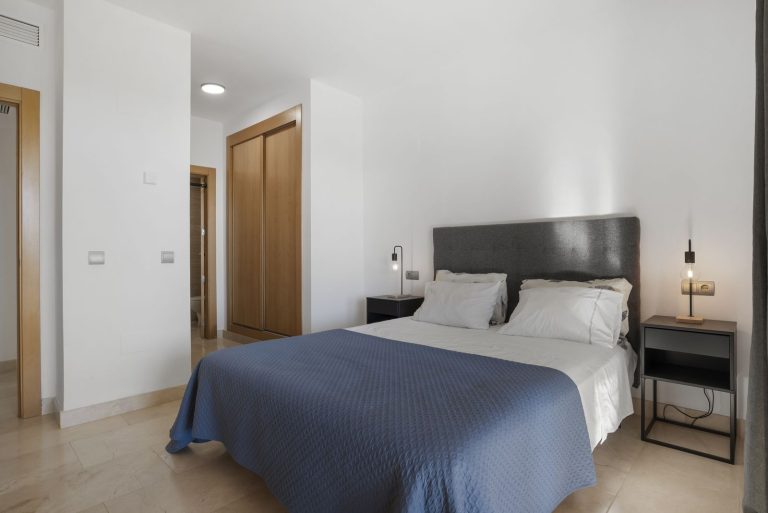 eed6c72a7672f2077b0531d2913d77c5 - 12