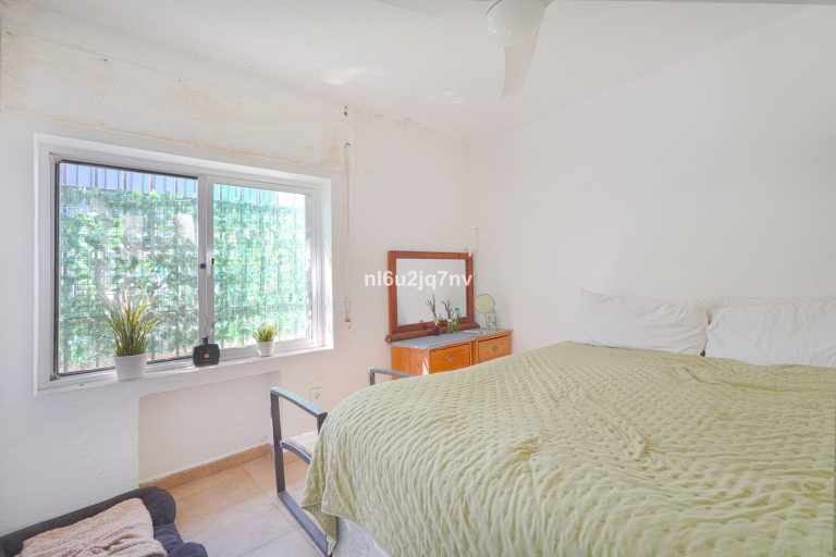 ef0ed27de6d2f26d21907d741cd4771c - 14