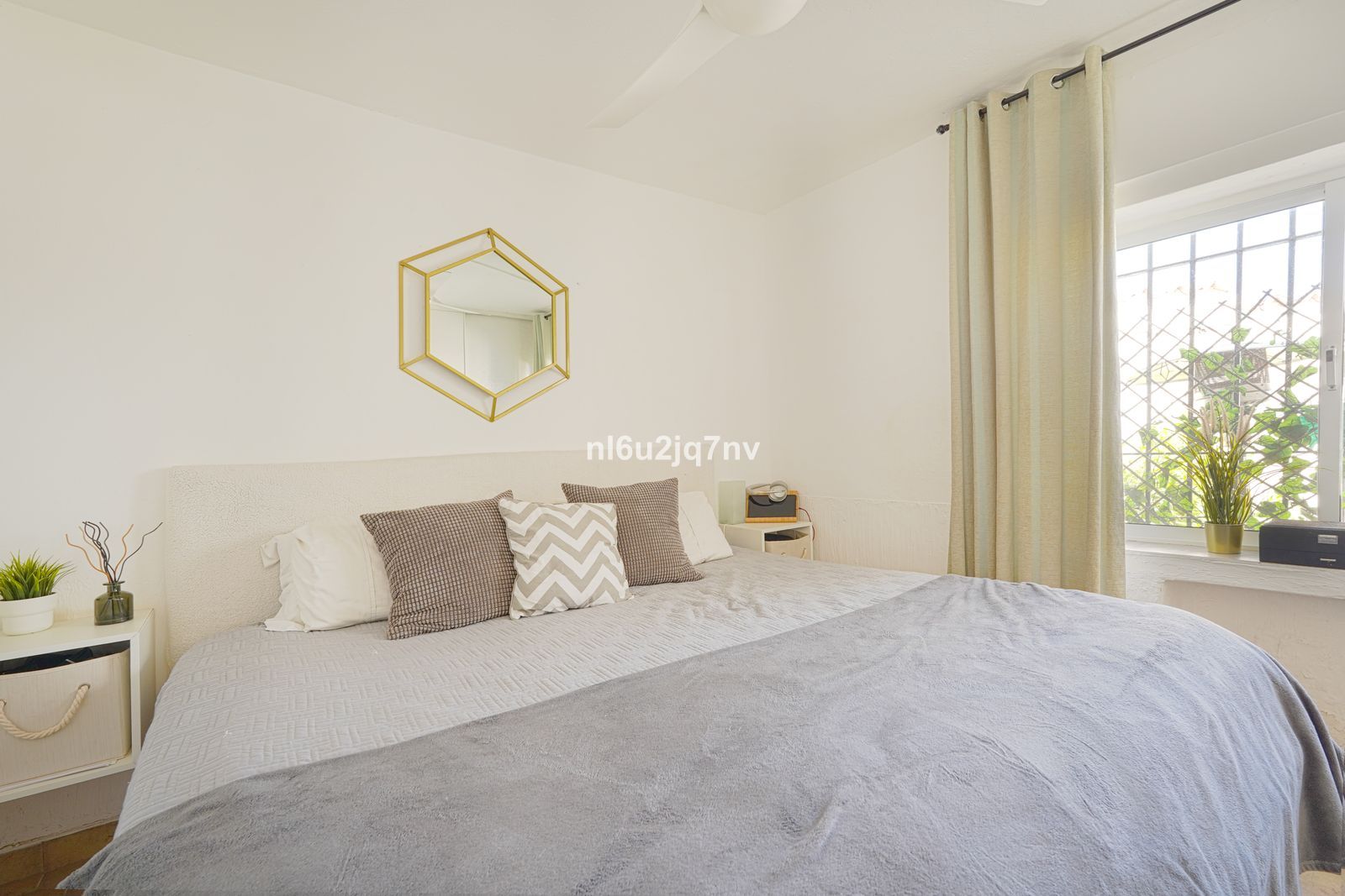 ef0ed27de6d2f26d21907d741cd4771c - 15