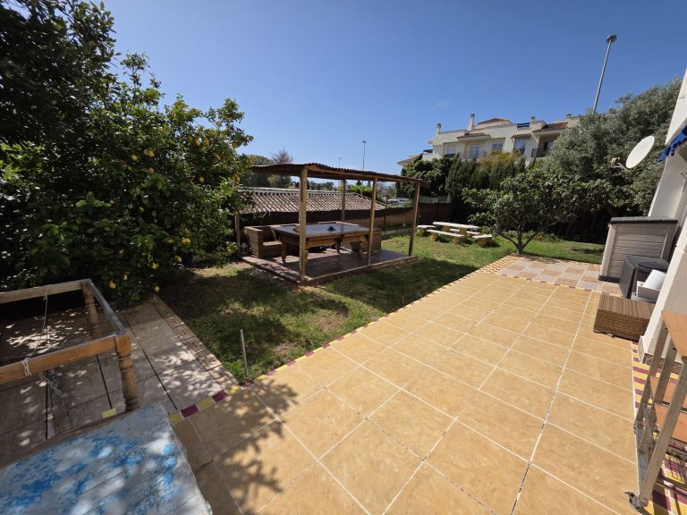 ef578f6919a6256566376aaa4585fc89 - 3