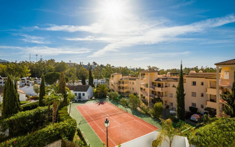 ef8bb1602cb8e62d6d70ad424139b3b4 - 13