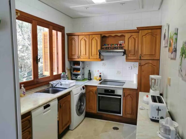 efdfce69f9bbe5f3308ddd67516dace4 - 12