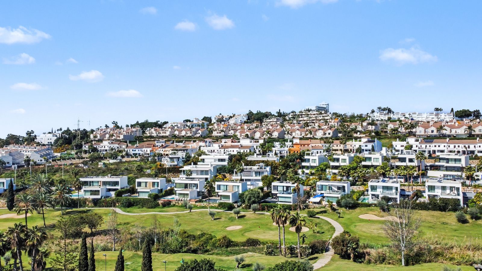 f0c20b566ef80fd8e334c67725d1120e - 1