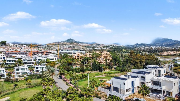 f0c20b566ef80fd8e334c67725d1120e - 5