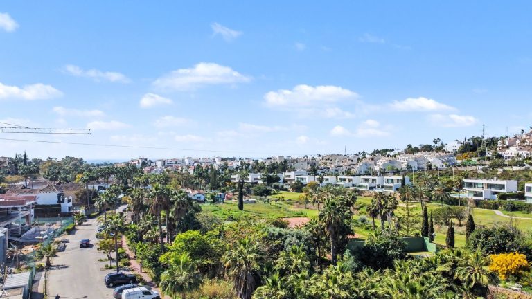 f0c20b566ef80fd8e334c67725d1120e - 8