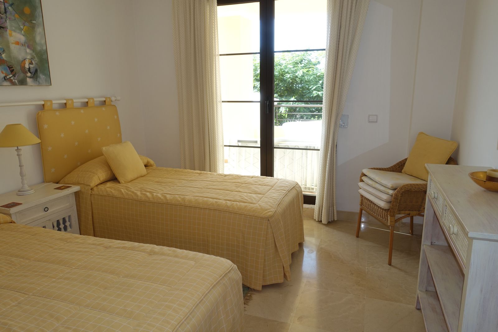 f31a8f1aa04f45983a2037cbf00447bb - 12