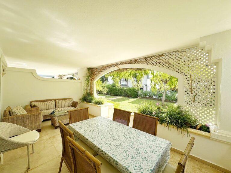 f33770a1bb8dee741ed2c5c4d1a81a8e - 10