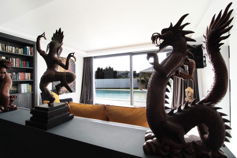 f3f60a3c85aa4d632fd43923cf80e030 - 13