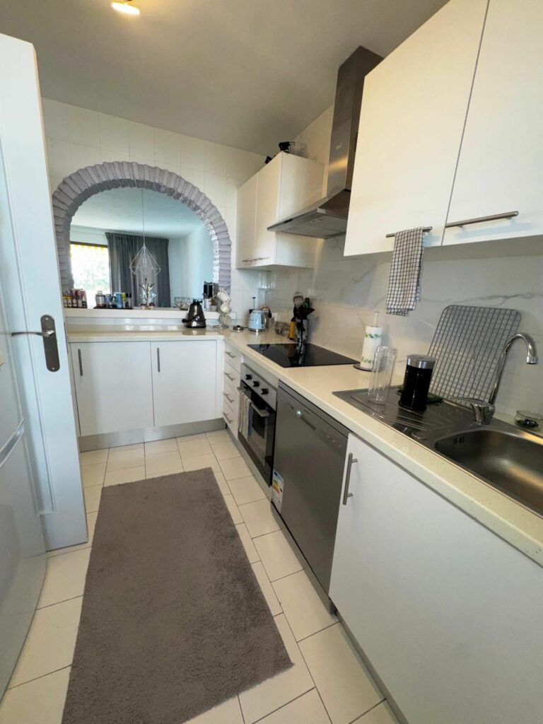 f44599410dff45e3555ac756b38a8afd - 12