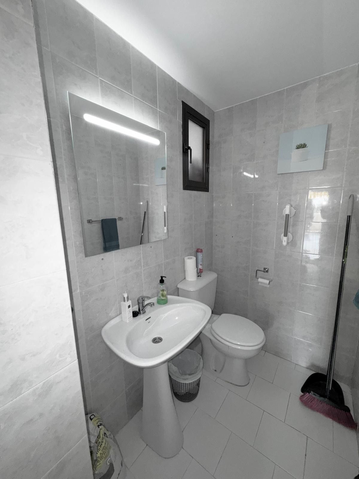 f44599410dff45e3555ac756b38a8afd - 13