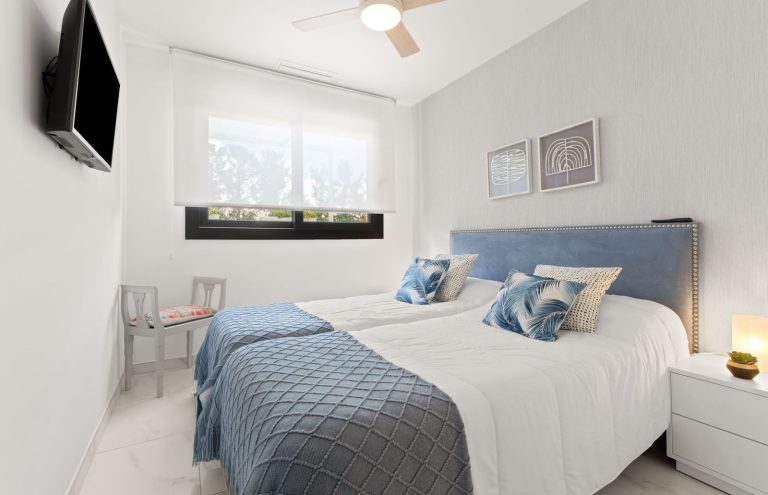 f480d373224cea22edea6b94a1a0e534 - 12