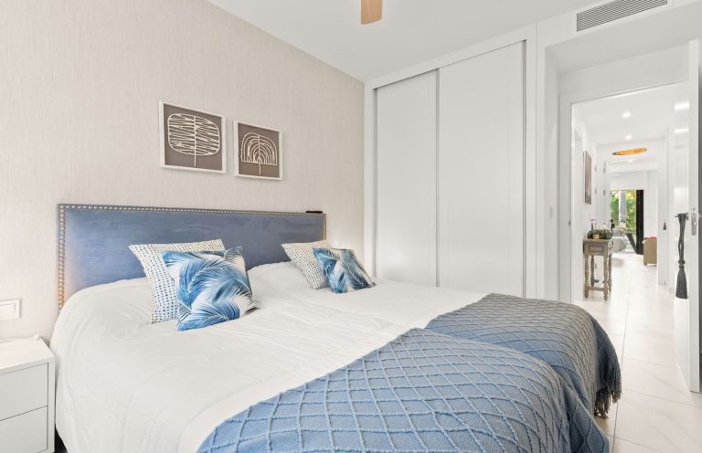 f480d373224cea22edea6b94a1a0e534 - 13