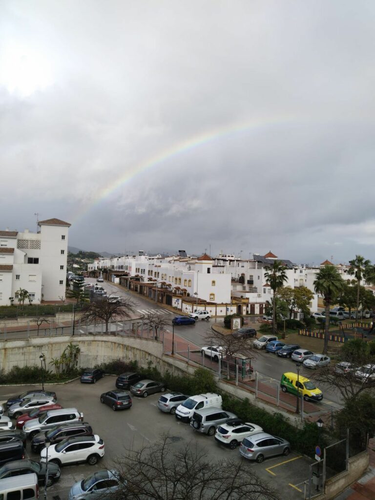 f4ccacdcc6a0a3c674dac6fca9bfc9be - 1