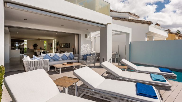 f521904b7e35dea46c611c71e3484d31 - 7