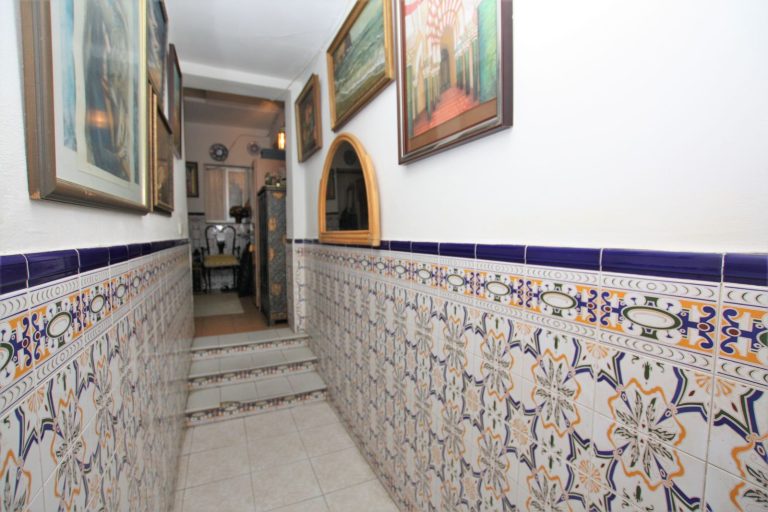 f5d565f371c40241d6002a7fa0604a34 - 6