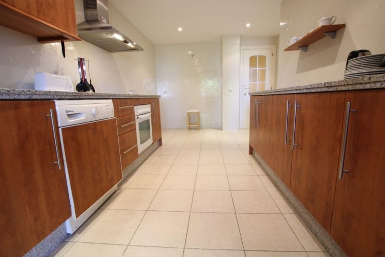 f6ae586540beb1d6bbabbc1feeadde3a - 12