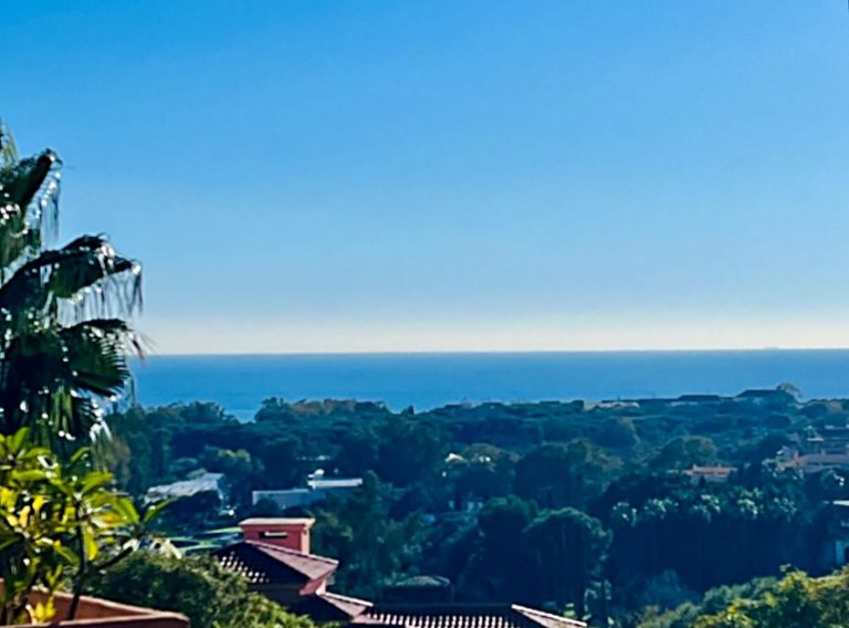 f6ae586540beb1d6bbabbc1feeadde3a - 2