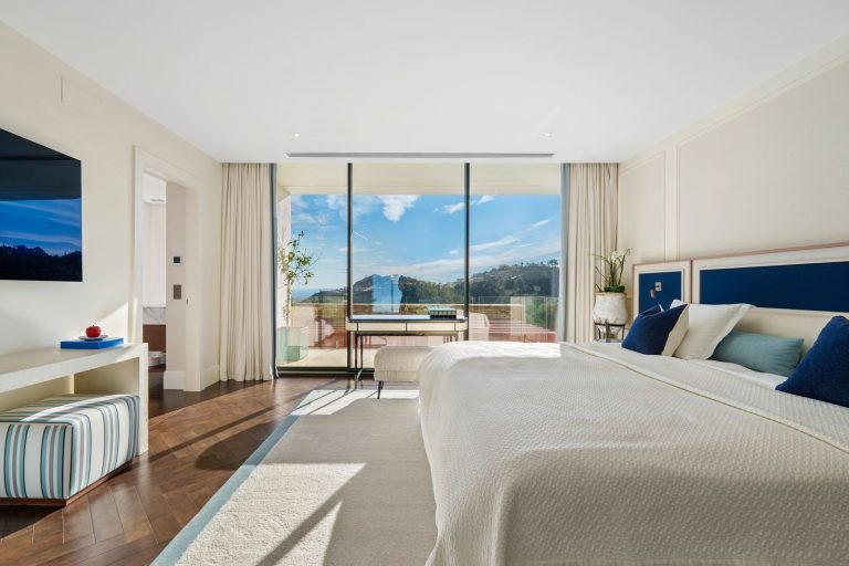 f7493259e776ece332cfeeaf5a27ceaa - 14