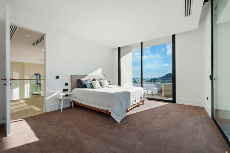 f7493259e776ece332cfeeaf5a27ceaa - 16