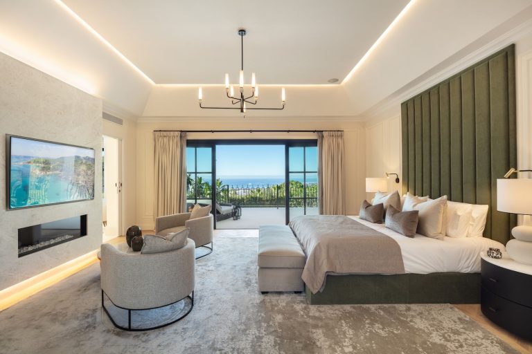 f7678d0682efbbe6cbd0c2438438d7c1 - 12