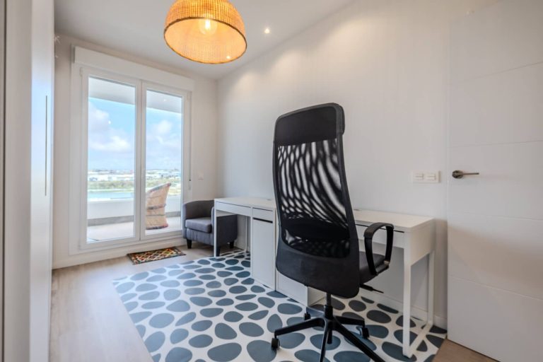 f8baba95b34704c49b065e8ad9ef16a9 - 16