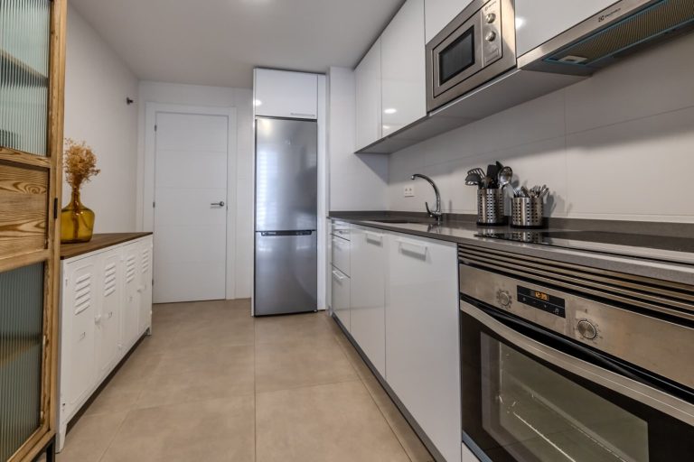 f8baba95b34704c49b065e8ad9ef16a9 - 3