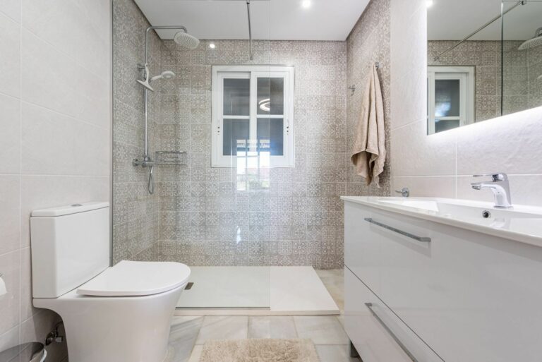 fad0f72a4632e738aa7d0b5c122bdbed - 16