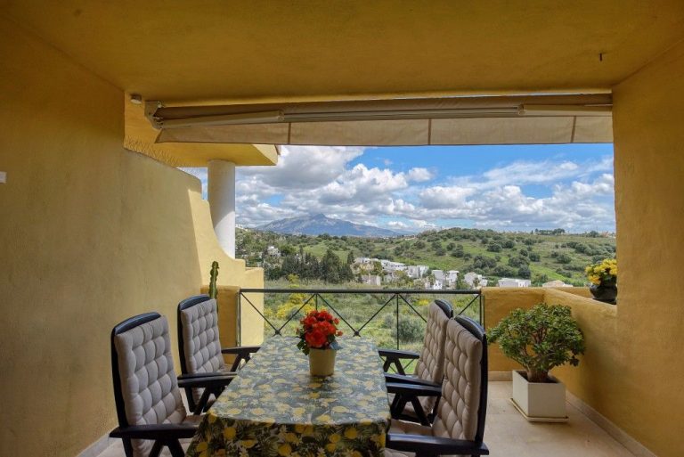 fb5f5aa0e8577ca40c32df74ce8bb8ff - 3