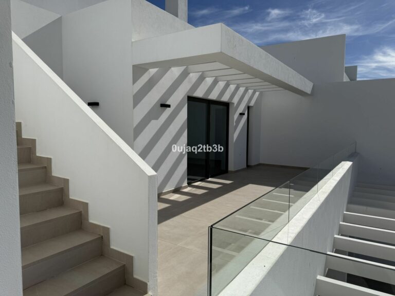 fc05f51ac811b0beff97399166325994 - 12