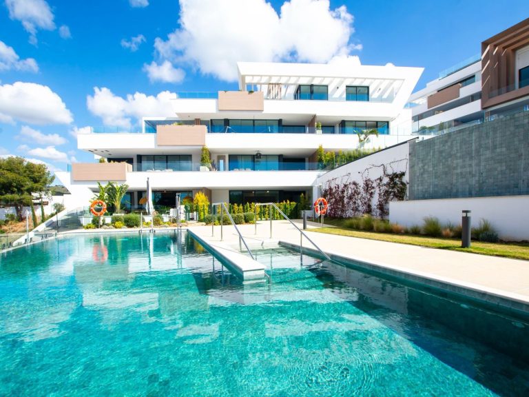 fc7563411adc7d7b1ee4e71313b256a9 - 12