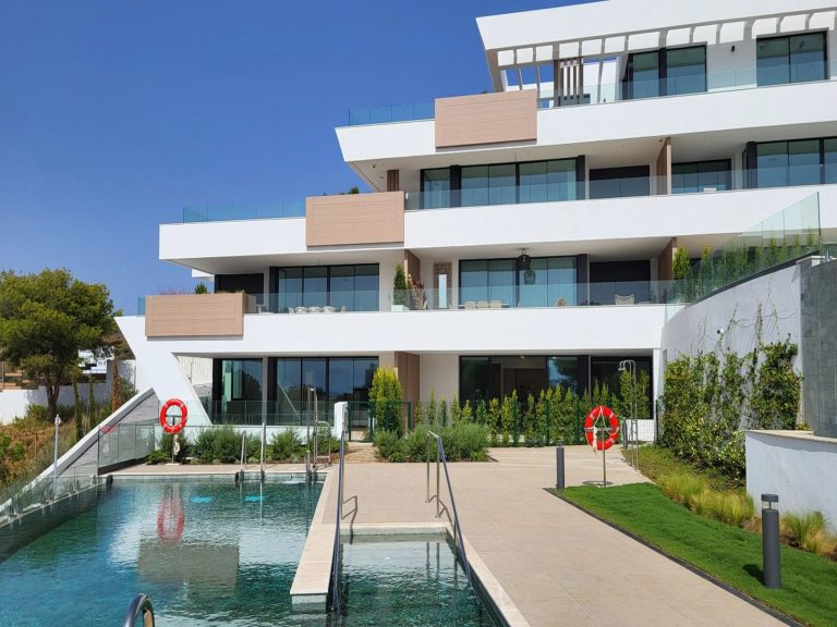 fc7563411adc7d7b1ee4e71313b256a9 - 15