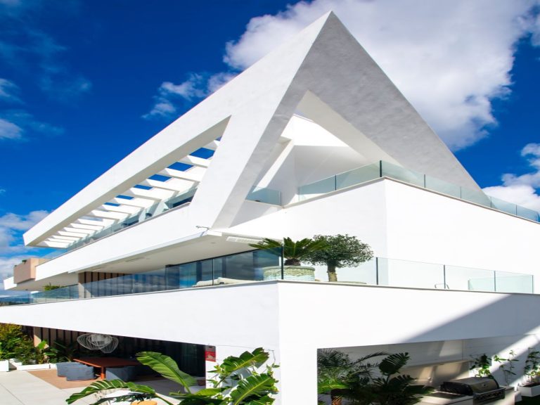 fc7563411adc7d7b1ee4e71313b256a9 - 3