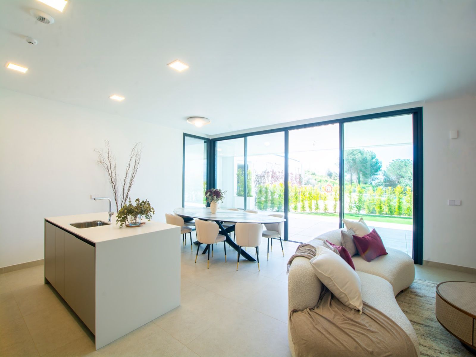 fc7563411adc7d7b1ee4e71313b256a9 - 6