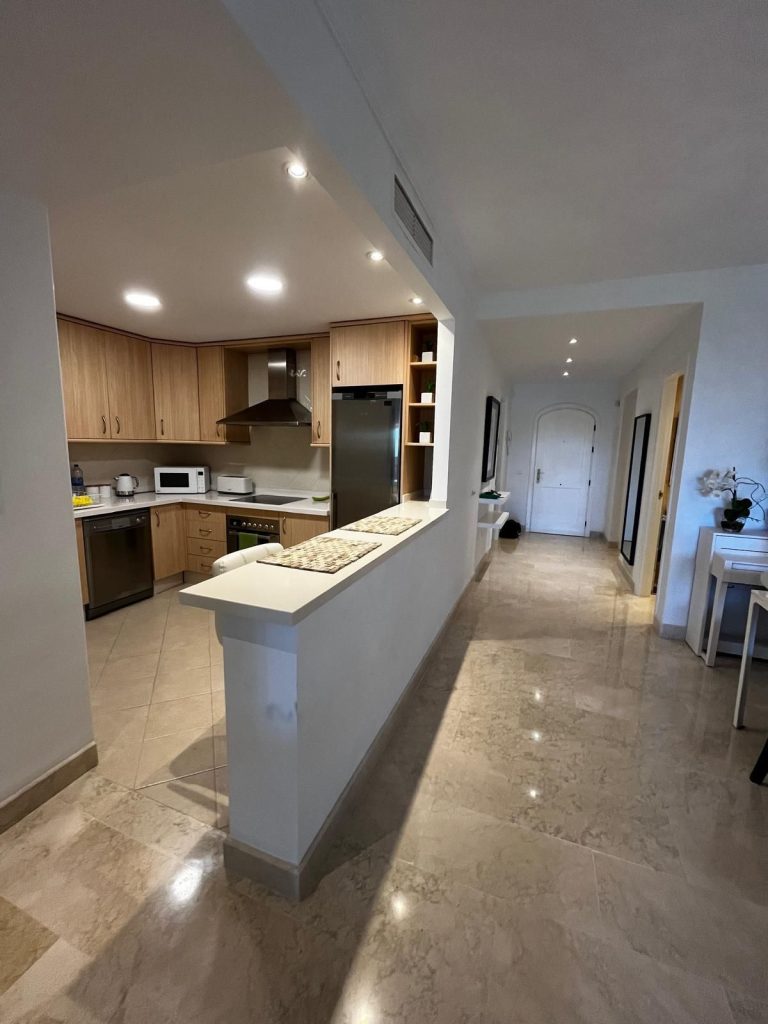 fcbc9a69f5912ce7ba7f6e9129891dda - 10