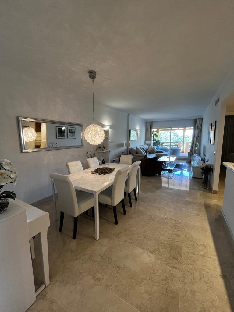 fcbc9a69f5912ce7ba7f6e9129891dda - 11