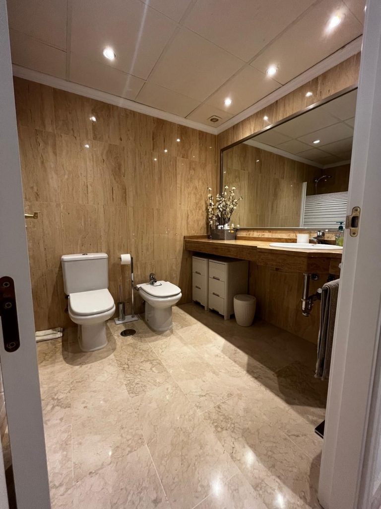 fcbc9a69f5912ce7ba7f6e9129891dda - 6