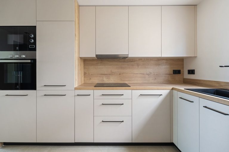 fcd4daad4985d73055824d9f3a99034b - 12